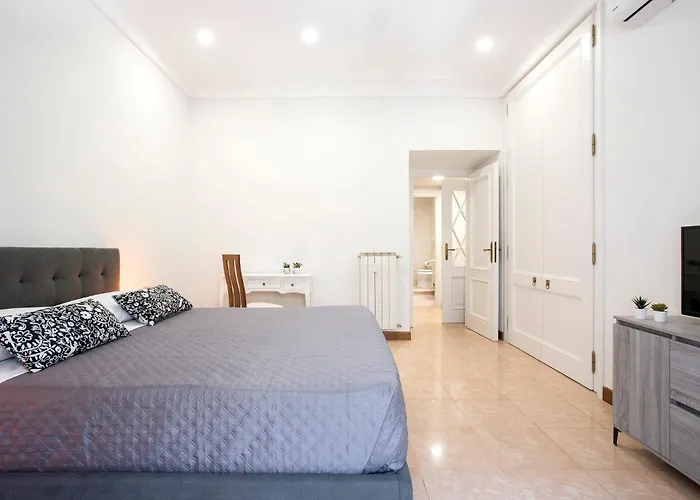 Apartment Appia Luxe - A Poche Fermate Del Centro Rom