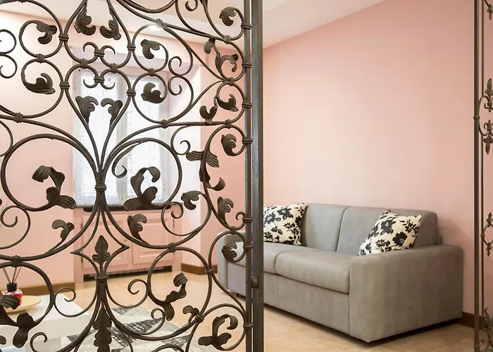 Appia Luxe - A Poche Fermate Del Centro Apartment Rom