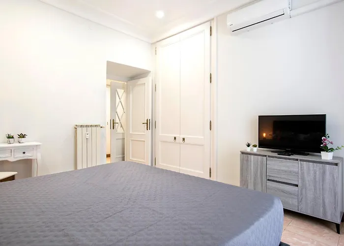 Apartment Appia Luxe - A Poche Fermate Del Centro Rom