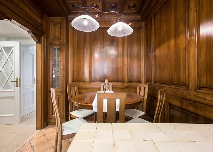 Apartment Appia Luxe - A Poche Fermate Del Centro Rom