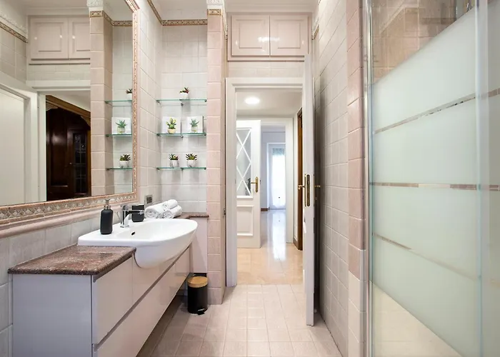 Appia Luxe - A Poche Fermate Del Centro Rom